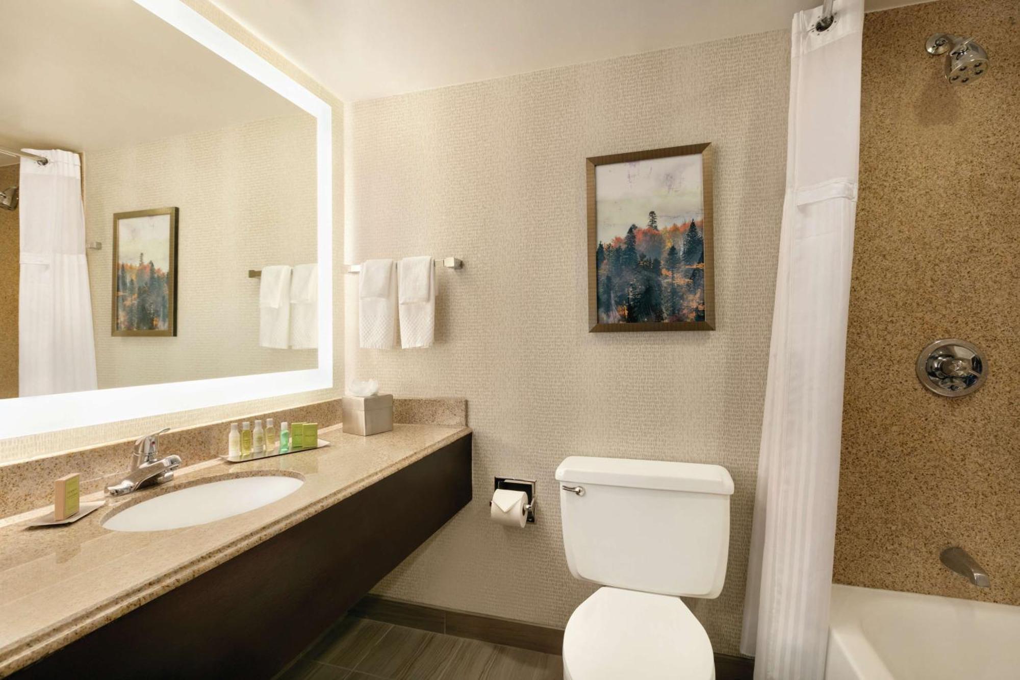Doubletree By Hilton Atlanta Northeast/Northlake Такер Екстер'єр фото