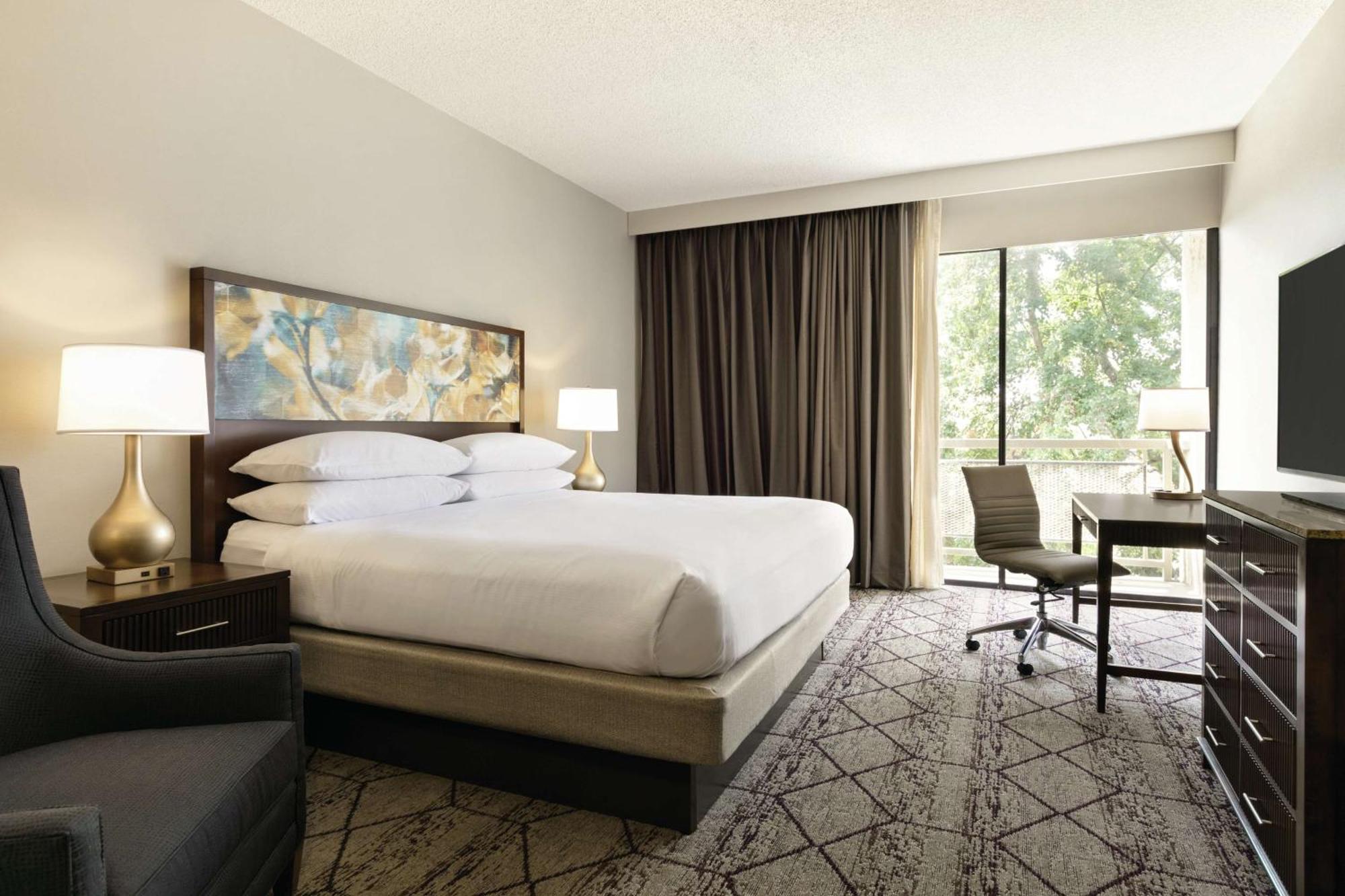 Doubletree By Hilton Atlanta Northeast/Northlake Такер Екстер'єр фото