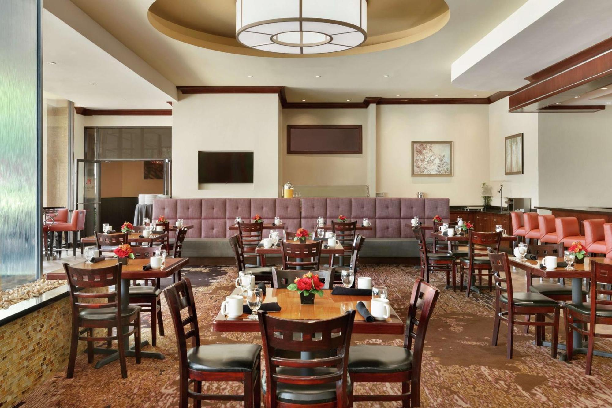 Doubletree By Hilton Atlanta Northeast/Northlake Такер Екстер'єр фото
